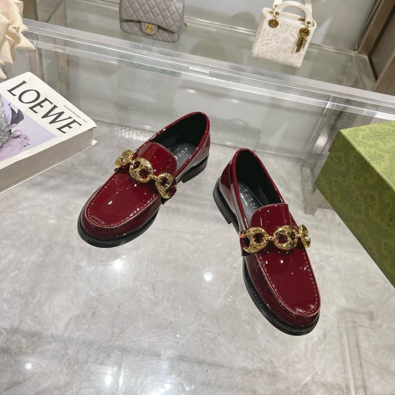 G*u*i leather shoes
